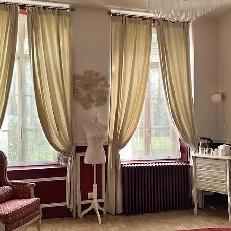 Bed & Breakfast Le Domaine De La Bergerie Lapugnoy
